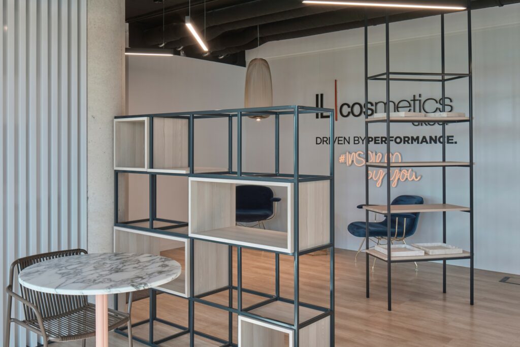 Tertia Office Solutions, spécialistes en mobilier professionnel - Rangements Il Cosmetics